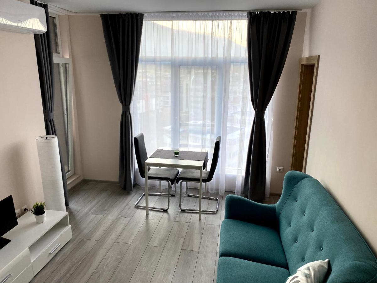 Appartement Mountain View Magenta White Sofia